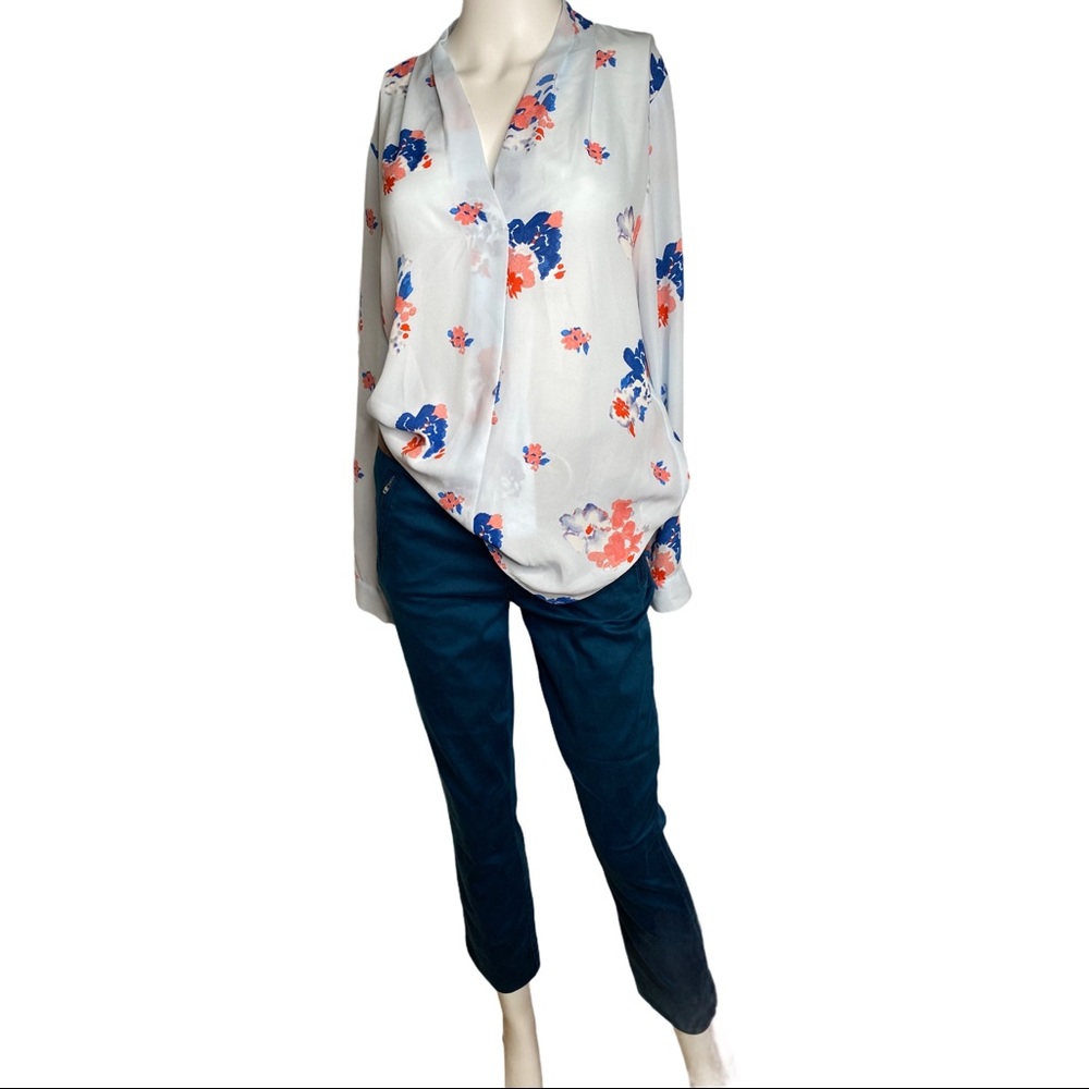 Vince Camuto Floral Blouse long sleeve